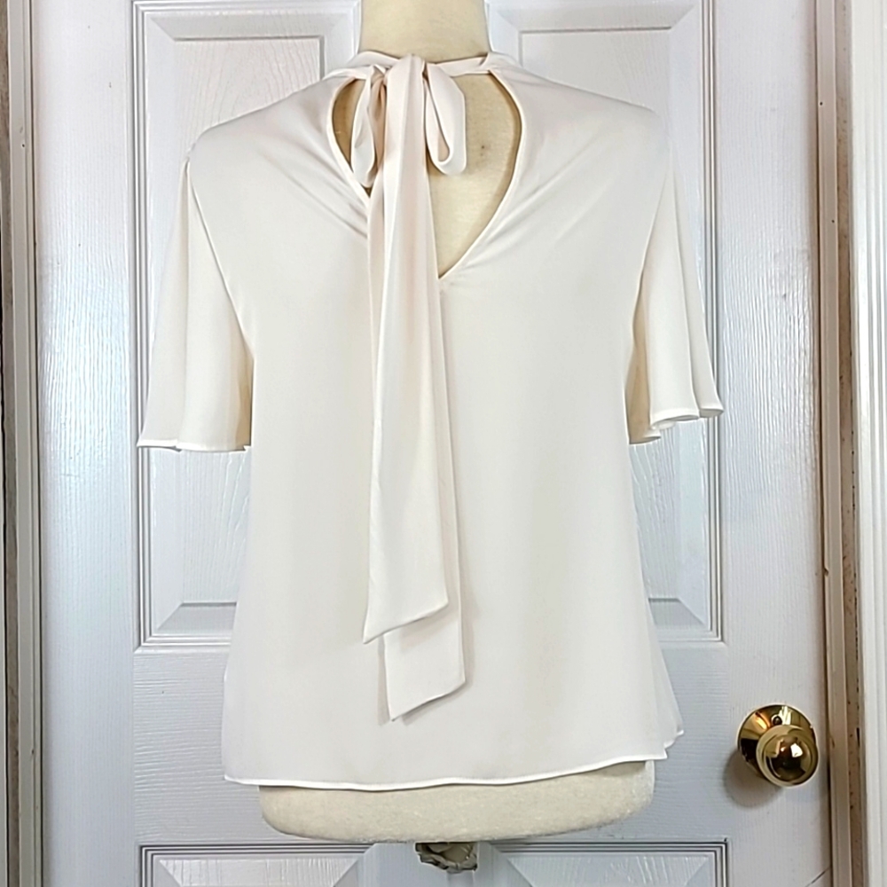Express Cream Mock Neck Short Sleeve Blouse - Picture 4 of 10